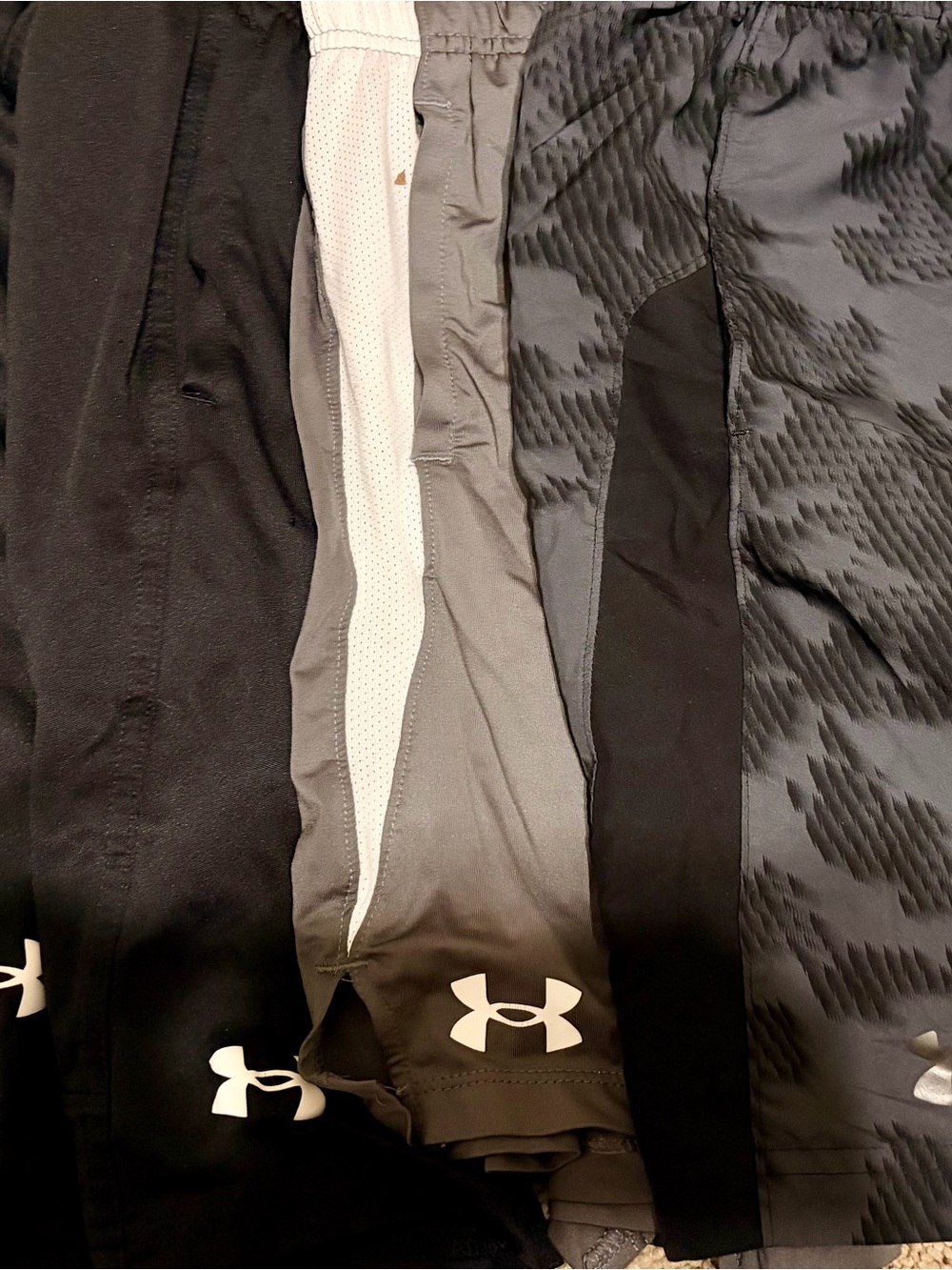 4 Under Armour Boys' Black and Gray Athletic Shorts 3 Youth Lg, 1 Youth Md
